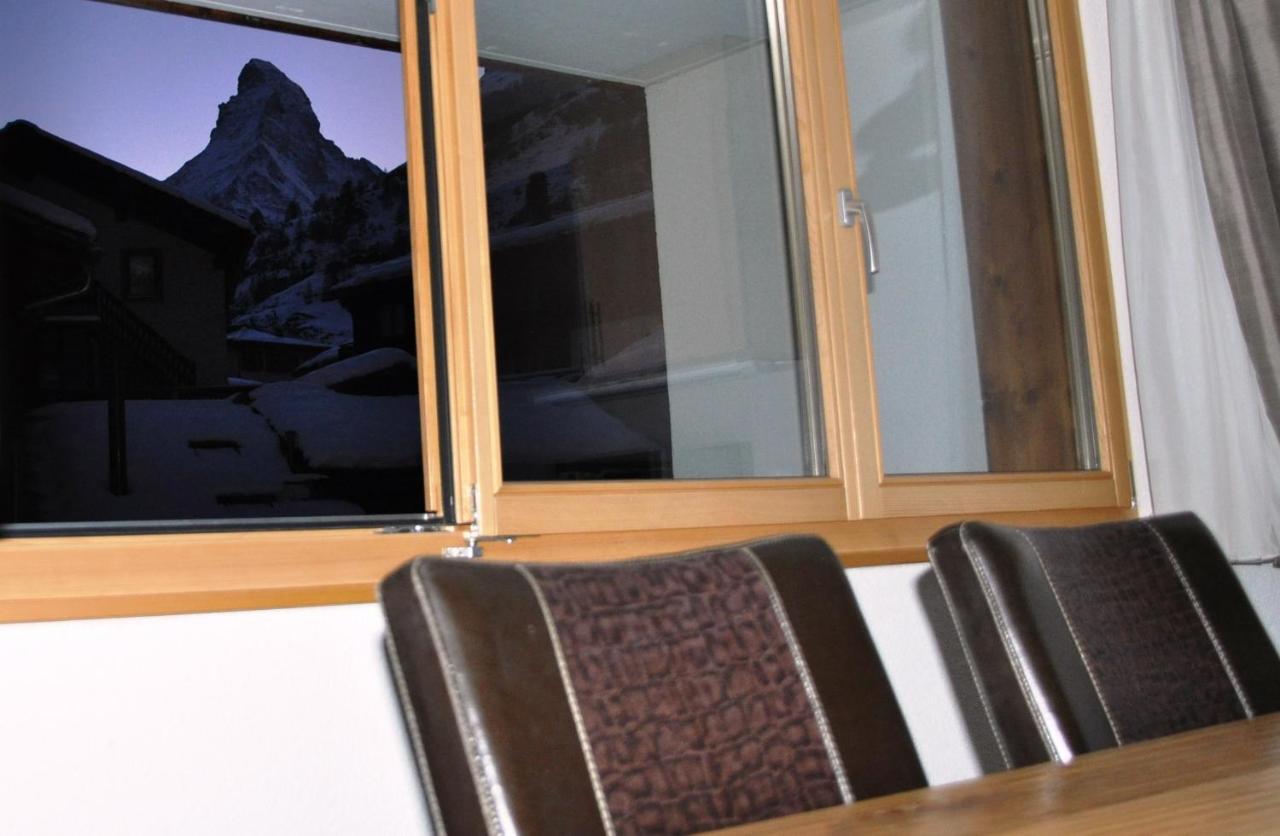 Haus Mischabel Apartment Zermatt Bagian luar foto