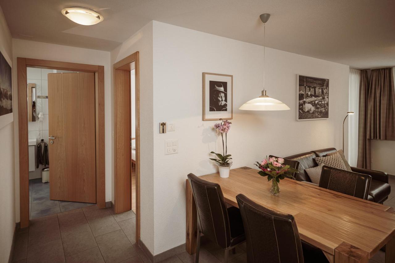 Haus Mischabel Apartment Zermatt Bagian luar foto