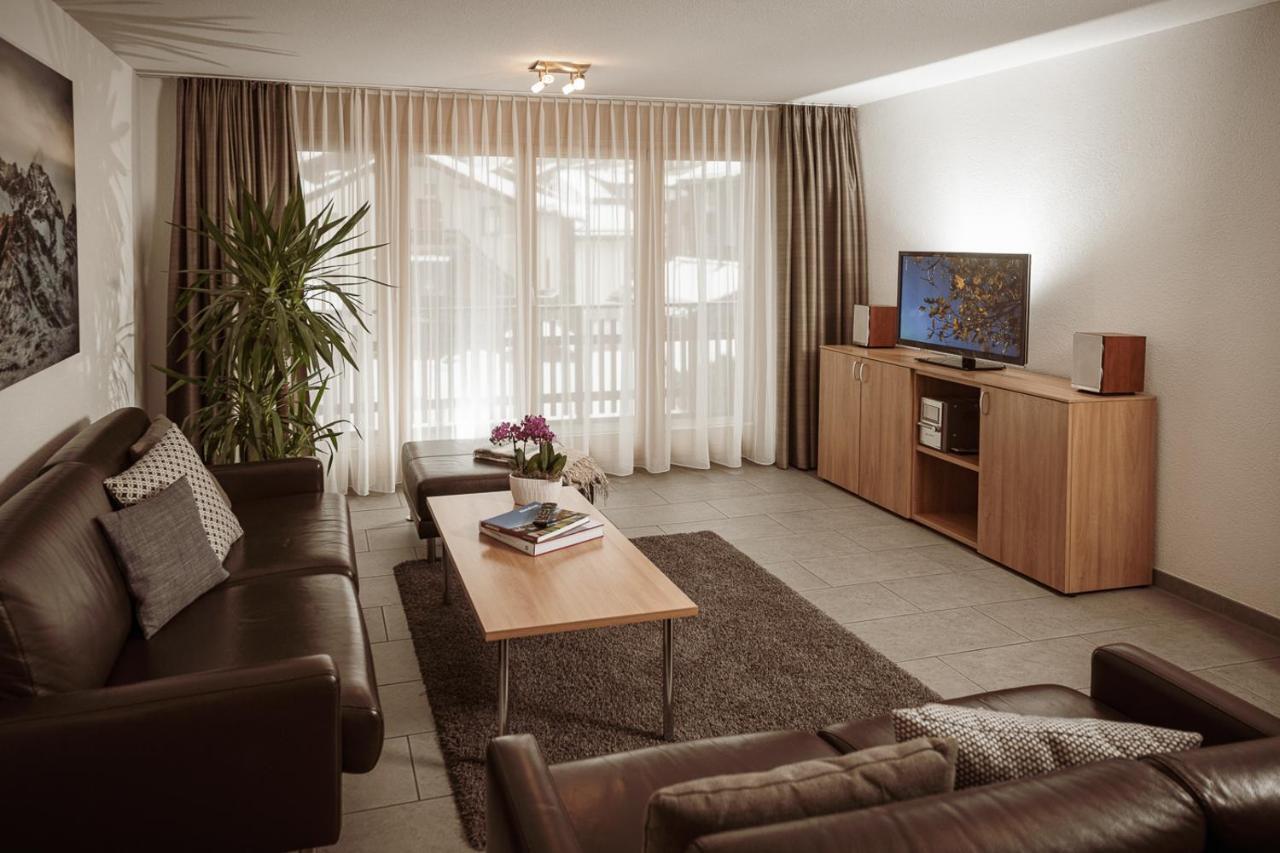 Haus Mischabel Apartment Zermatt Bagian luar foto