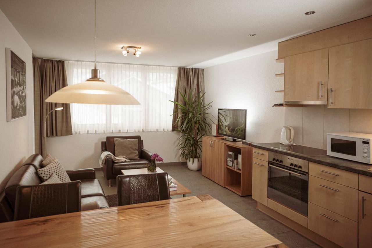 Haus Mischabel Apartment Zermatt Bagian luar foto