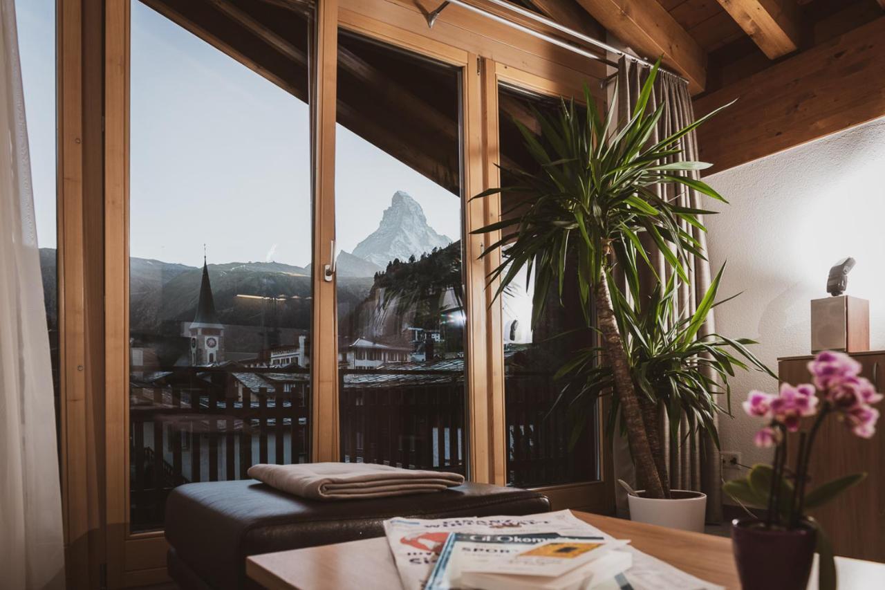 Haus Mischabel Apartment Zermatt Bagian luar foto