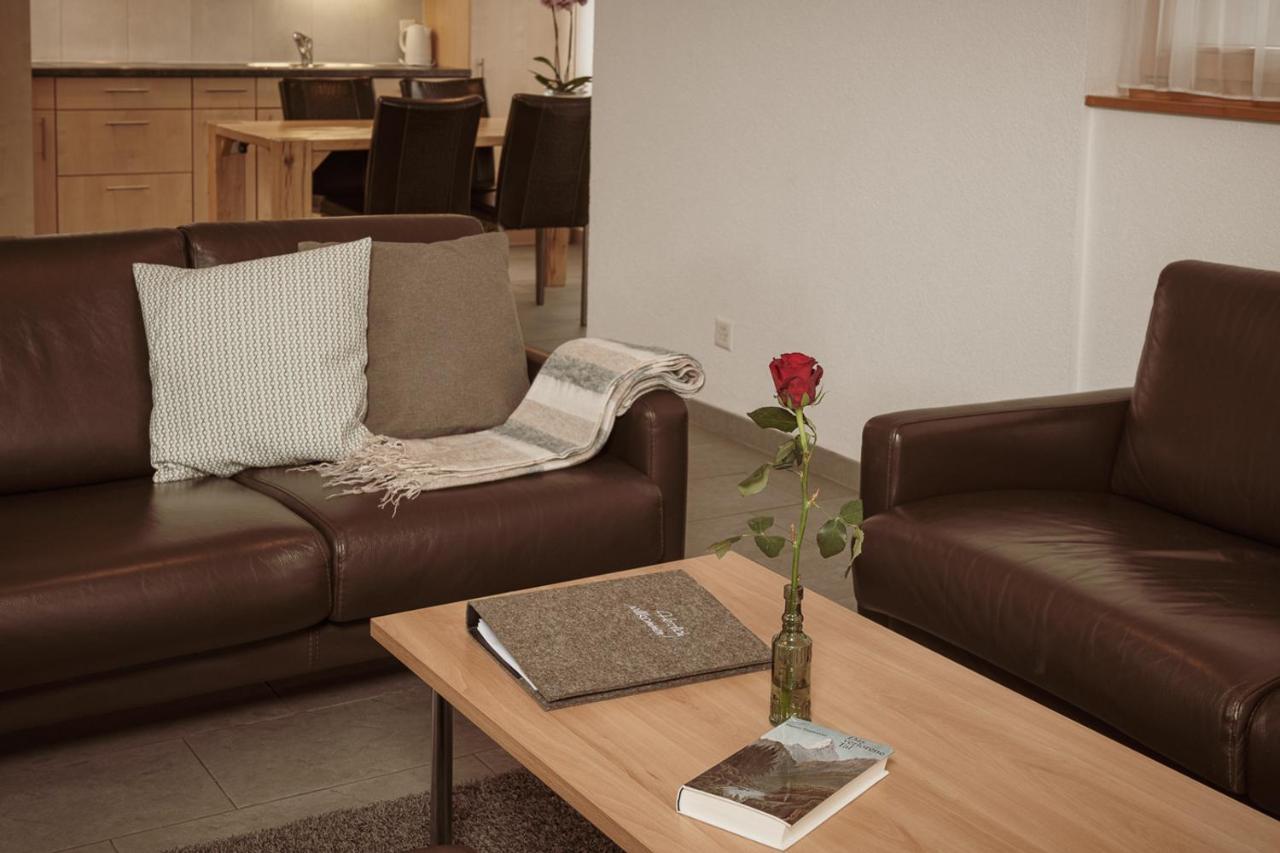 Haus Mischabel Apartment Zermatt Bagian luar foto