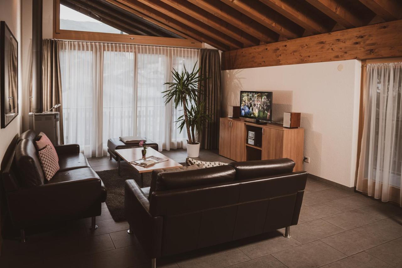 Haus Mischabel Apartment Zermatt Bagian luar foto